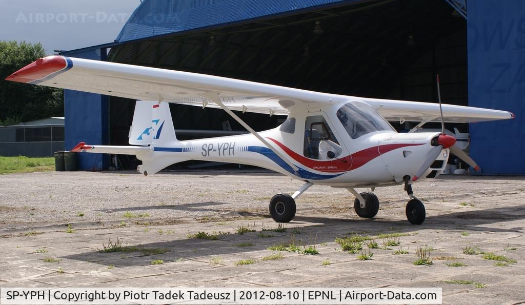 SP-YPH, 3xtrim 3x55 Trainer C/N E54, Lososina Airfield