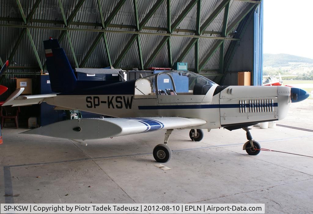 SP-KSW, Zlin Z-142 C/N 0527, Lososina Airfield
