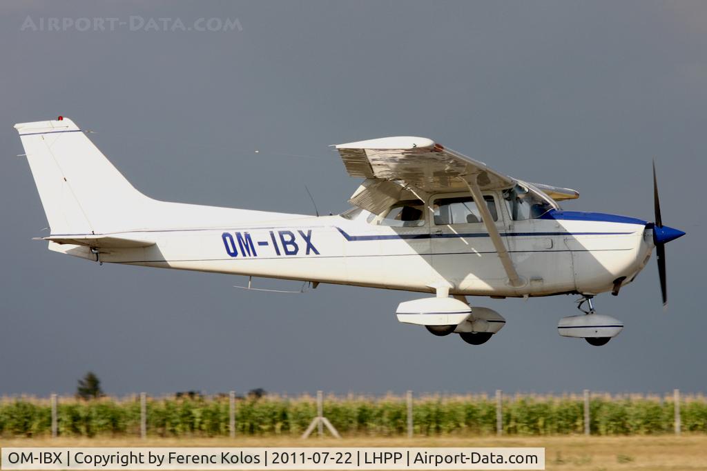 OM-IBX, 1980 Cessna F172N C/N F17201964, Pécs