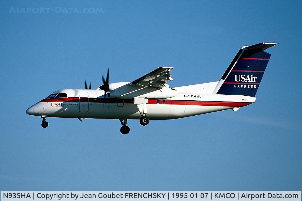 N935HA, De Havilland Canada DHC-8-102 Dash 8 C/N 142, landing