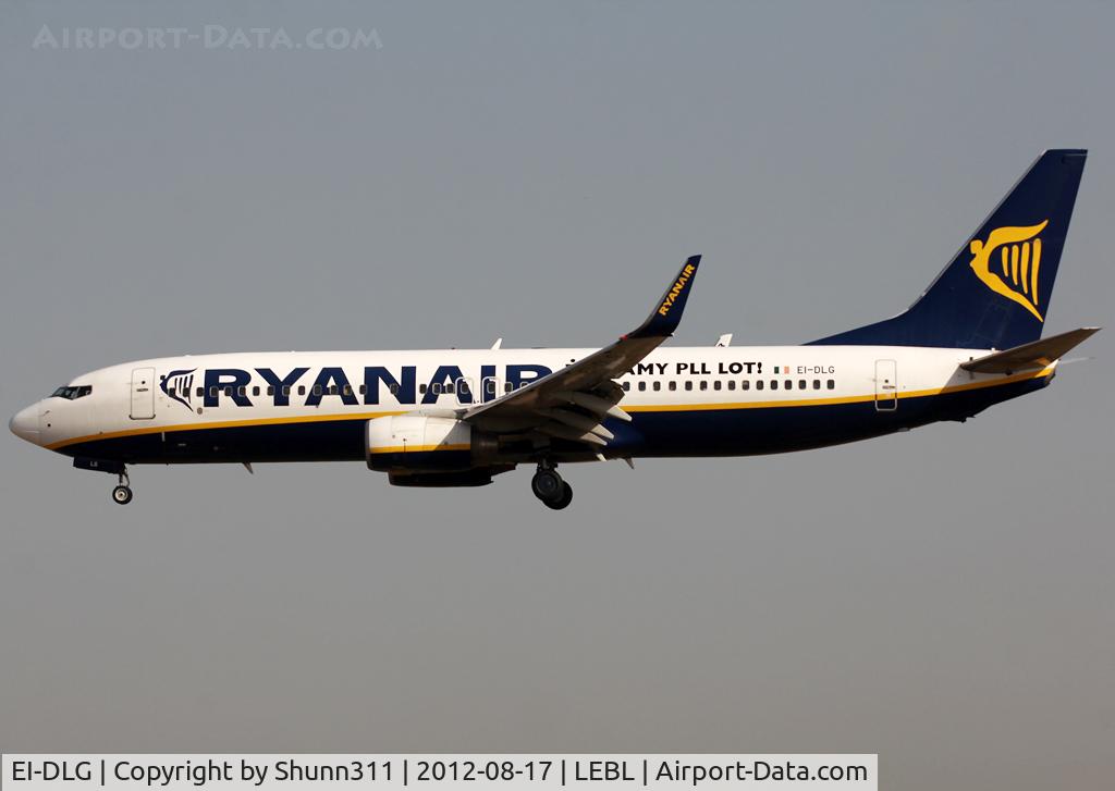 EI-DLG, 2006 Boeing 737-8AS C/N 33589, Landing rwy 25R with 'Zegnamy PLL LOT!' titles