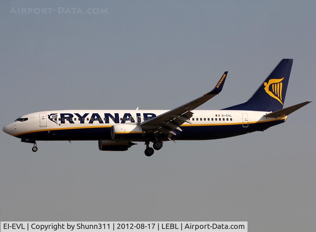 EI-EVL, 2012 Boeing 737-8AS C/N 40299, Landing rwy 25R
