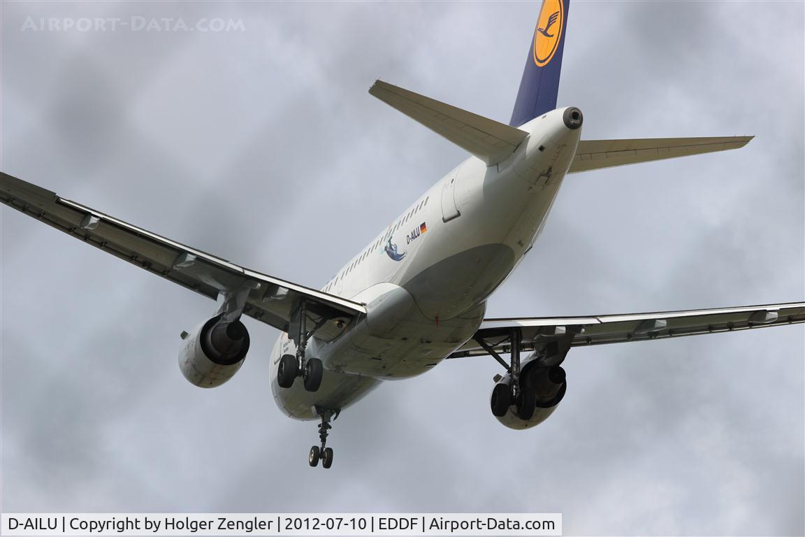 D-AILU, 1997 Airbus A319-114 C/N 744, Taken through the fence....
