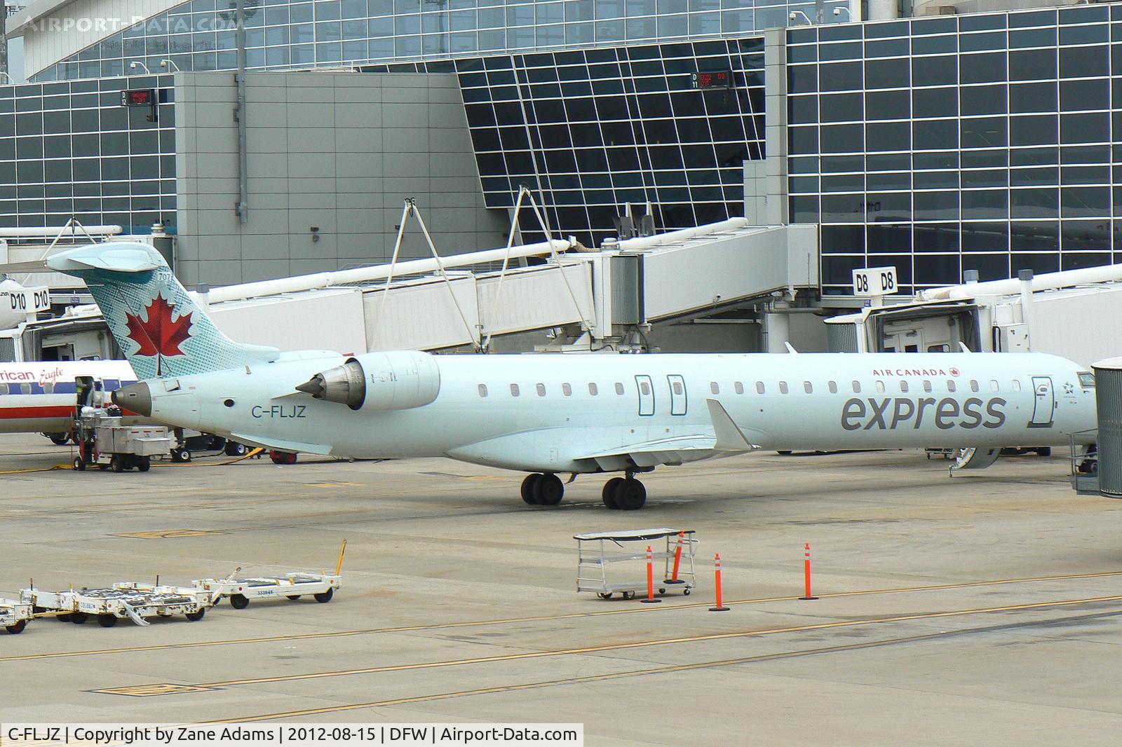 C-FLJZ, 2005 Canadair CRJ-900 (CL-600-2D24) C/N 15045, At DFW Airport