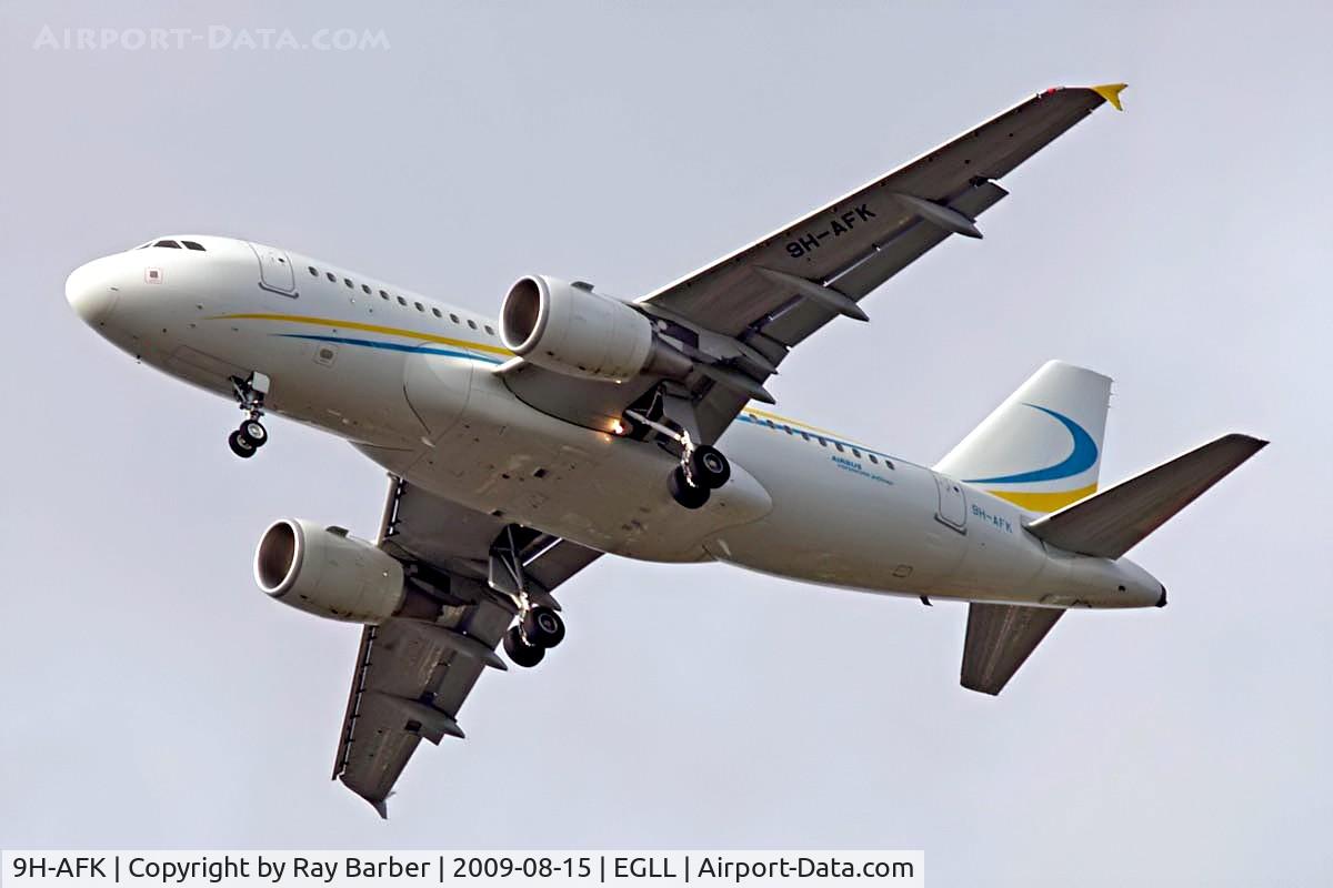 9H-AFK, 2005 Airbus A319-115 C/N 2592, Airbus A319-115X [2592] (Comlux Aviation Malta) Home~G 15/08/2009