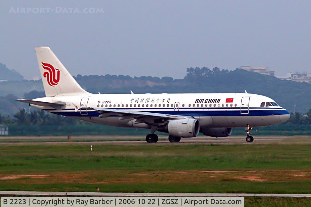 B-2223, 2002 Airbus A319-112 C/N 1679, Airbus A319-112 [1679] (Air China) Shenzhen-Baoan~B 22/10/2006