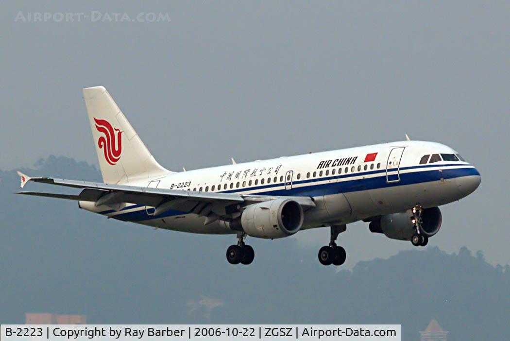B-2223, 2002 Airbus A319-112 C/N 1679, Airbus A319-112 [1679] (Air China) Shenzhen-Baoan~B 22/10/2006