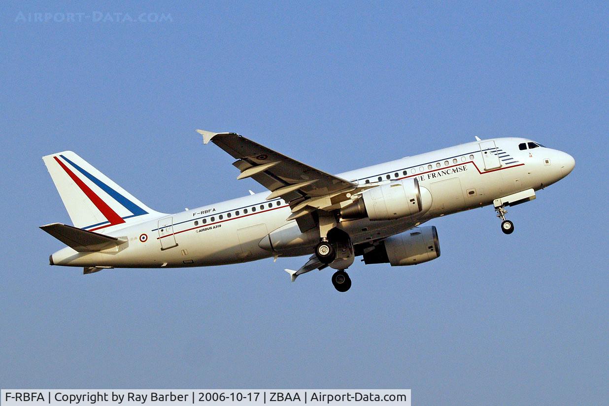F-RBFA, 2001 Airbus ACJ319 (A319-115/CJ) C/N 1485, Airbus A319-115X CJ [1485] (French Air Force) Beijing~B 17/10/2006