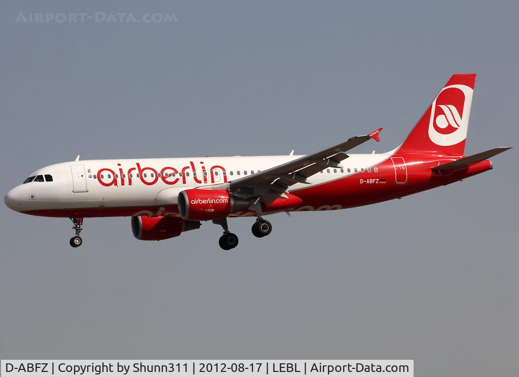 D-ABFZ, 2012 Airbus A320-214 C/N 4988, Landing rwy 25R