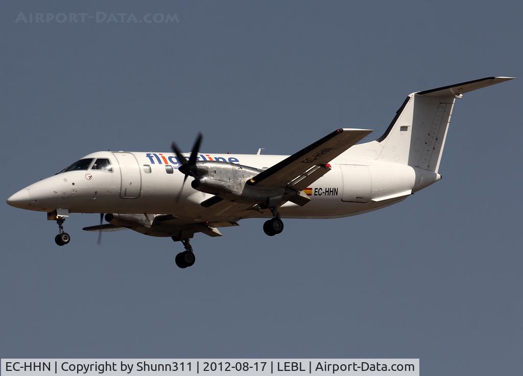 EC-HHN, 1988 Embraer EMB-120RT Brasilia C/N 120103, Landing rwy 25R