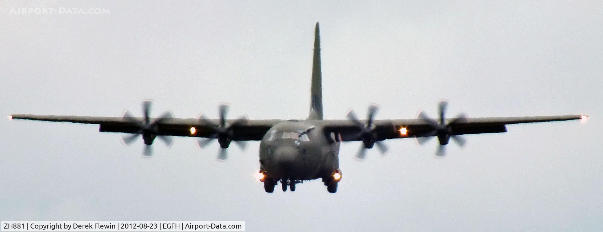 ZH881, 1999 Lockheed Martin C-130J Hercules C.5 C/N 382-5479, Low missed approach by Ascot 227, 30 Sqn RAF Brize Norton. Thanks to Stu at S.W.A.G for the Serial.