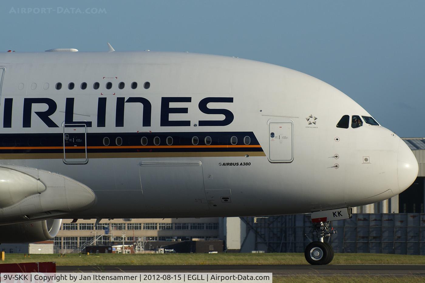 9V-SKK, 2009 Airbus A380-841 C/N 051, 9V-SKK @ EGLL
