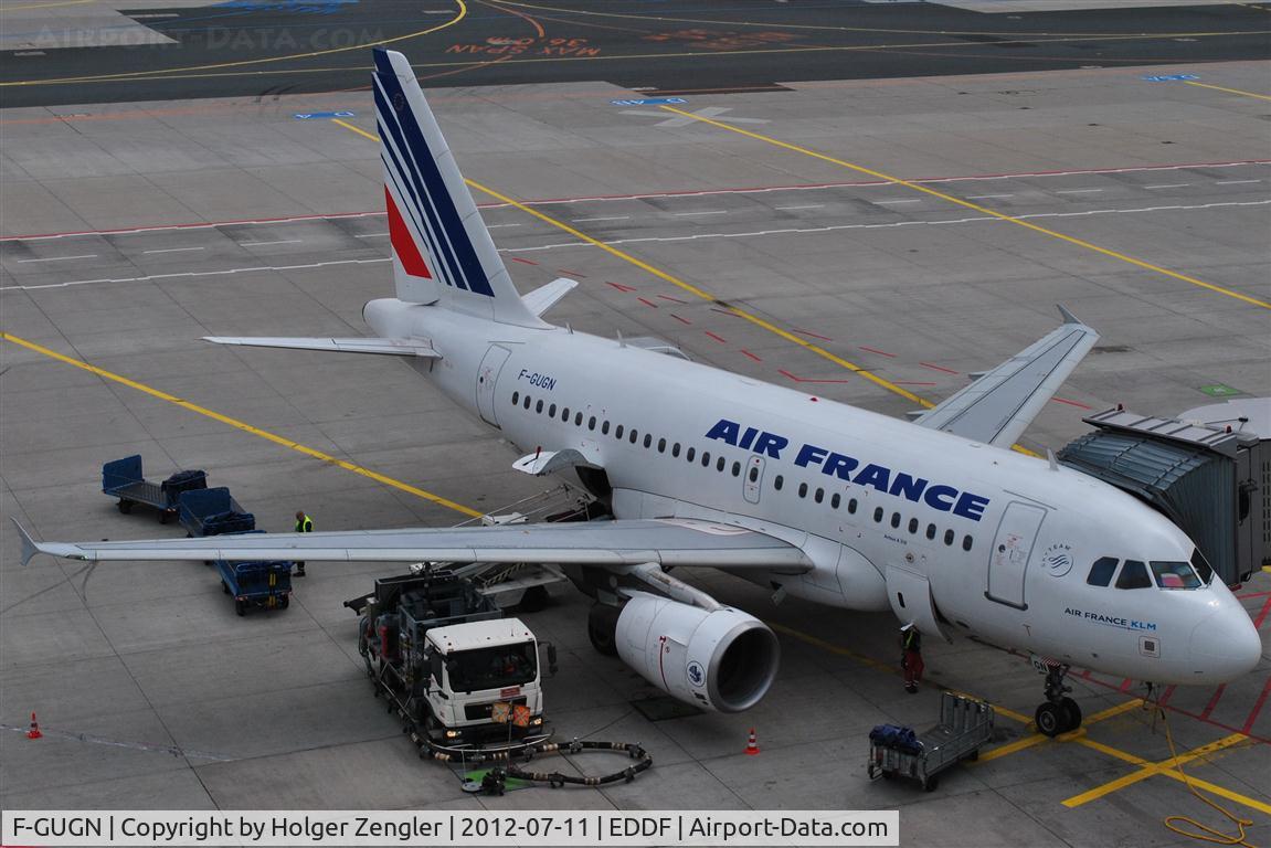 F-GUGN, 2006 Airbus A318-111 C/N 2918, Getting prepared for a short jump back to CDG.....