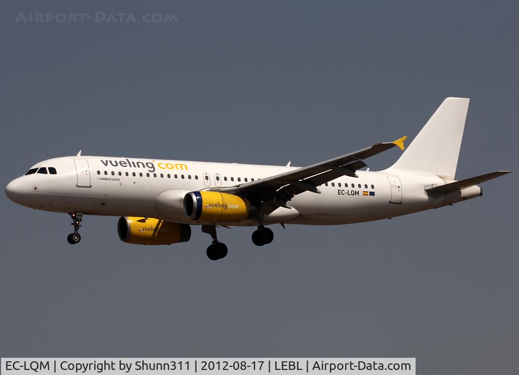 EC-LQM, 2004 Airbus A320-232 C/N 2223, Landing rwy 25R
