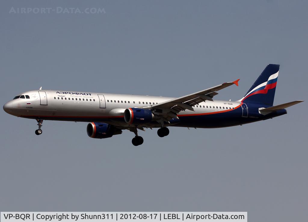VP-BQR, 2006 Airbus A321-211 C/N 2903, Landing rwy 25R