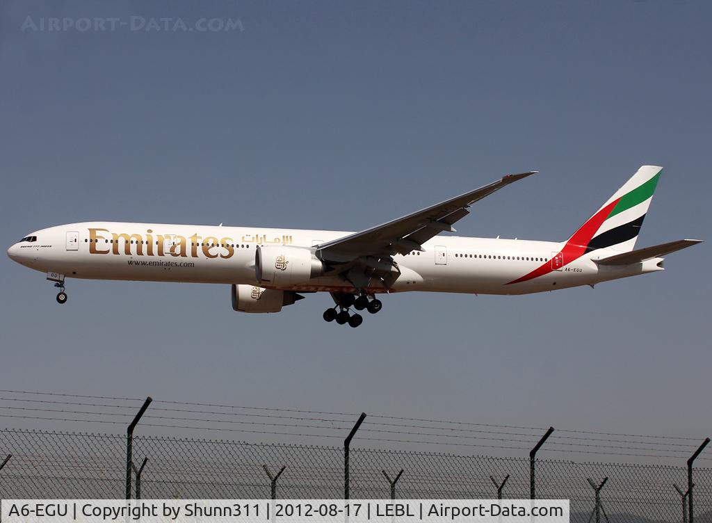 A6-EGU, 2012 Boeing 777-31H/ER C/N 41079, Landing rwy 25R