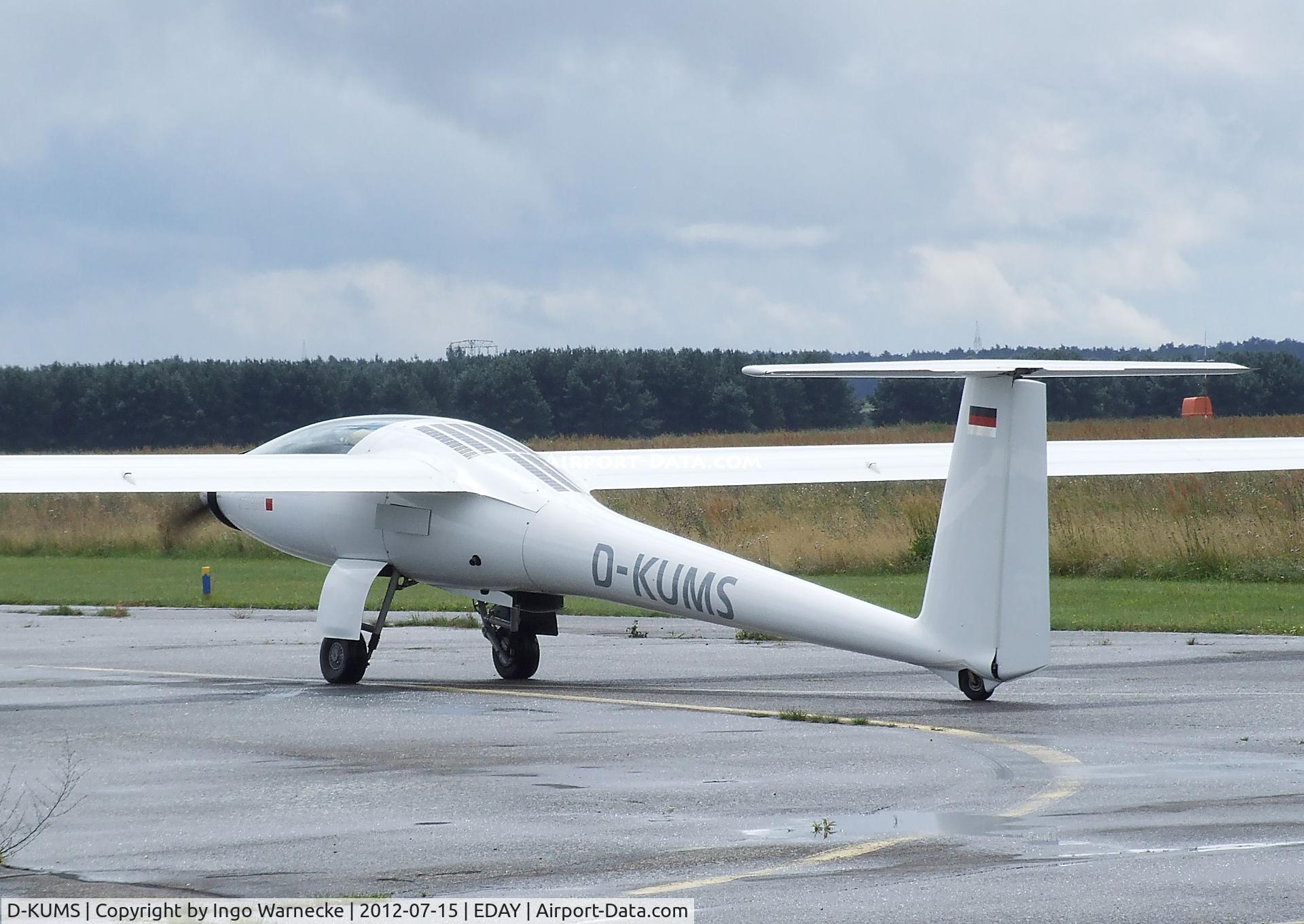 D-KUMS, Stemme S10 C/N Not found D-KUMS, Stemme S-10 at Strausberg airfield