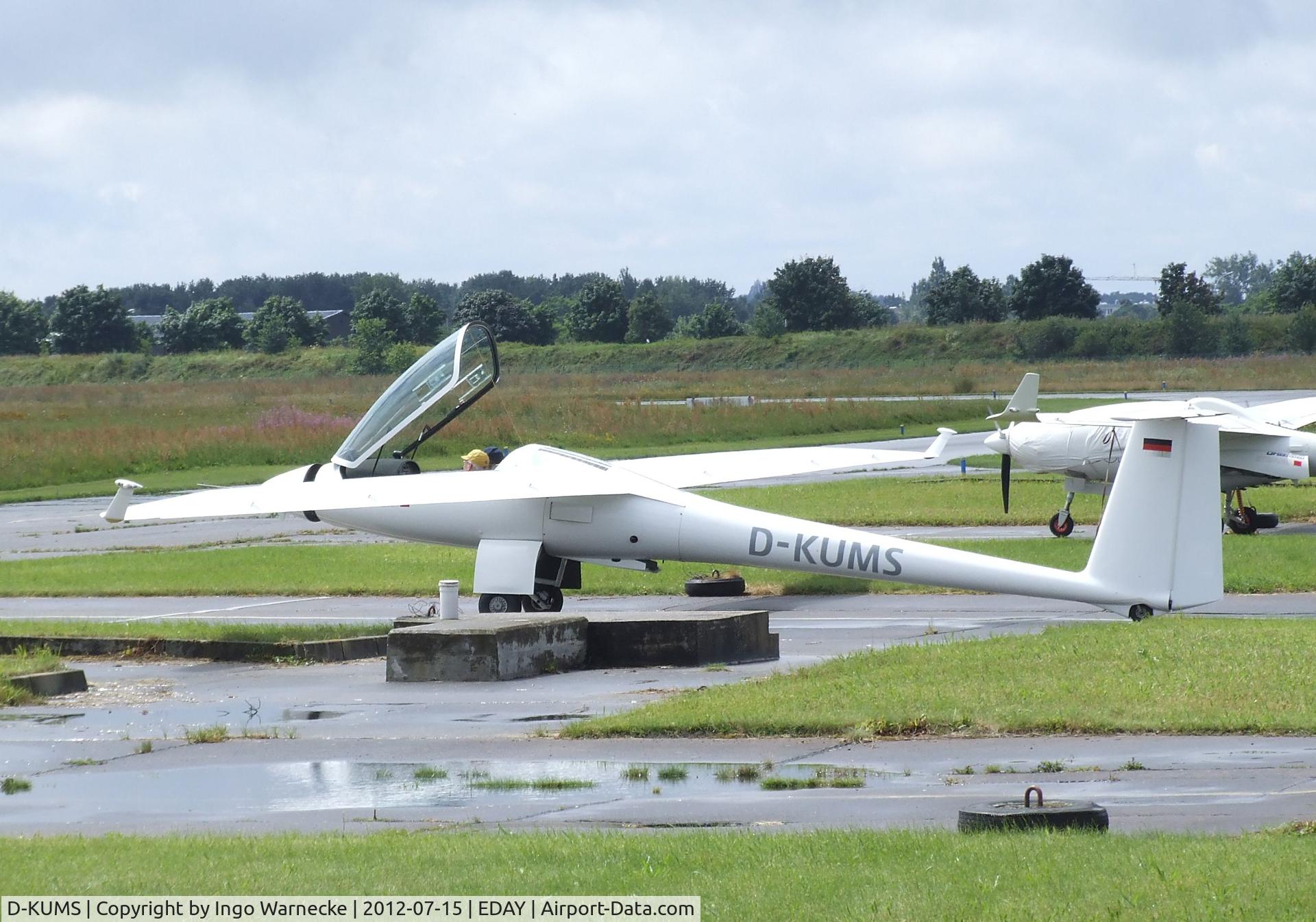 D-KUMS, Stemme S10 C/N Not found D-KUMS, Stemme S-10 at Strausberg airfield