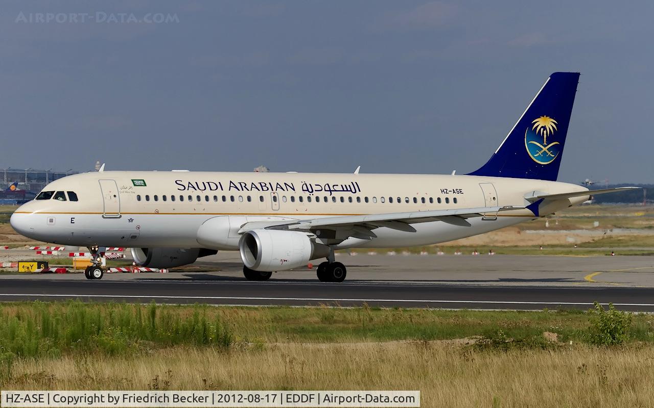 HZ-ASE, 2010 Airbus A320-214 C/N 4408, line up for departure