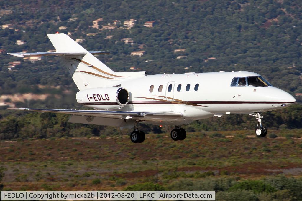 I-EDLO, 2010 Hawker Beechcraft 750 C/N HB-67, Landing in 18