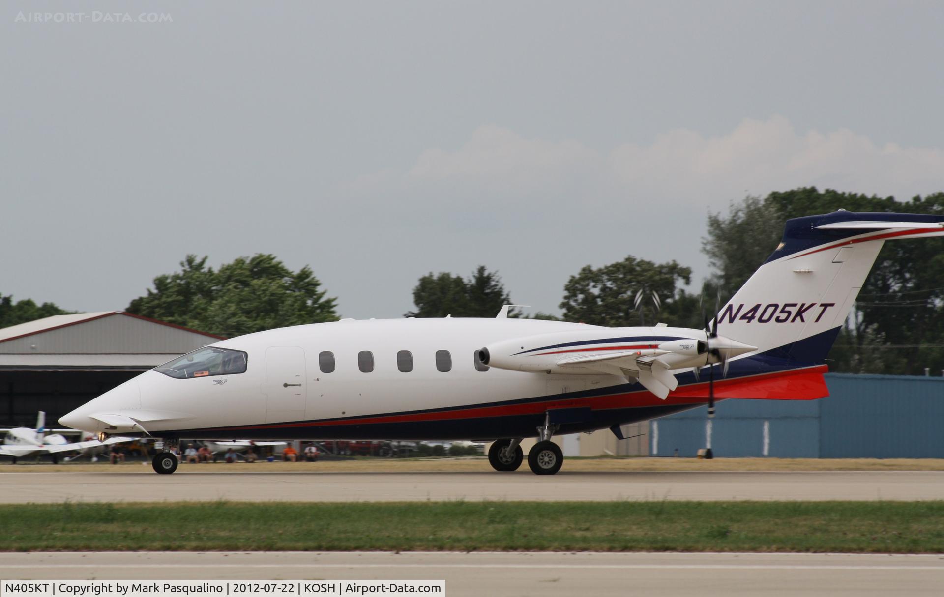 N405KT, 2009 Piaggio P-180 C/N 1190, Piaggio P180