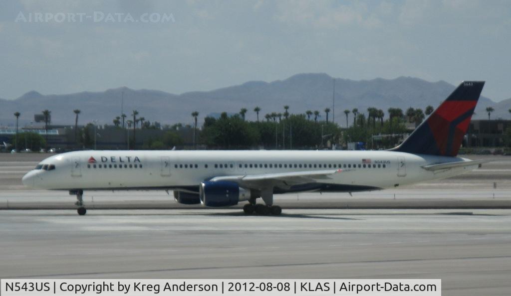 N543US, 1996 Boeing 757-251 C/N 26490, Delta Airlines Boeing 757-200 taxiing at KLAS.