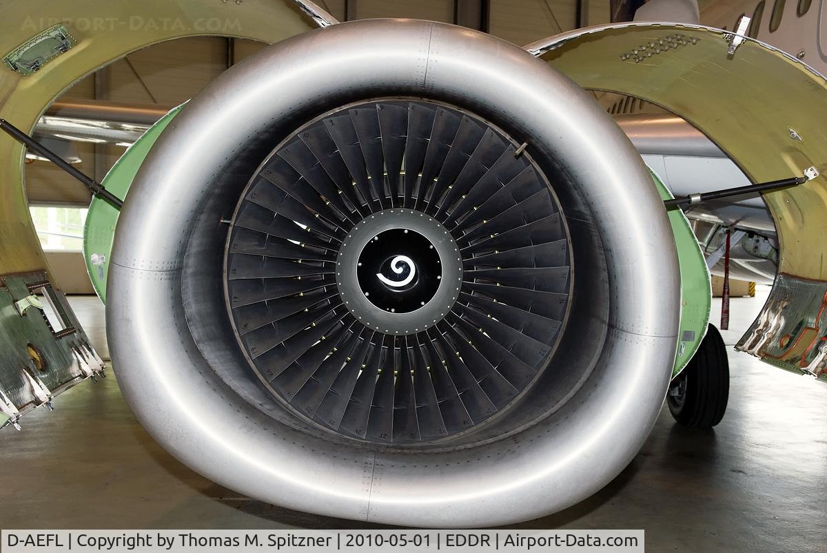 D-AEFL, 1992 Boeing 737-4Y0 C/N 25178, D-AEFL front view of the starboard engine