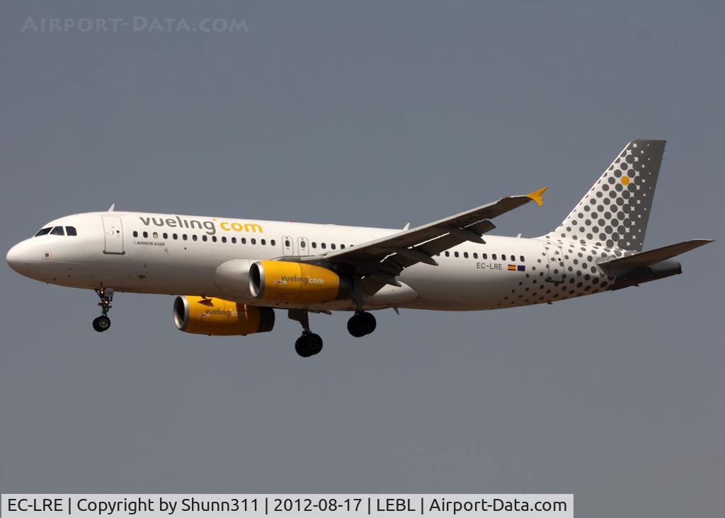 EC-LRE, 2002 Airbus A320-232 C/N 1914, Landing rwy 25R