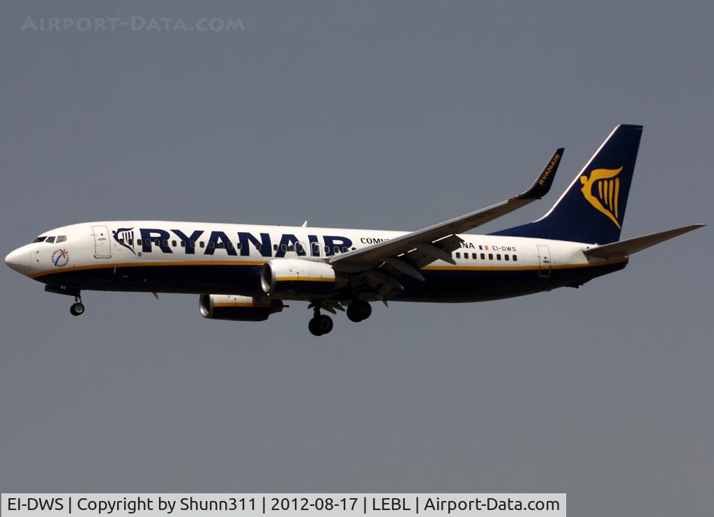 EI-DWS, 2007 Boeing 737-8AS C/N 33625, Landing rwy 25R
