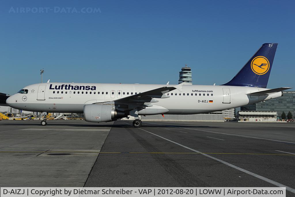 D-AIZJ, 2010 Airbus A320-214 C/N 4449, Lufthansa Airbus A320