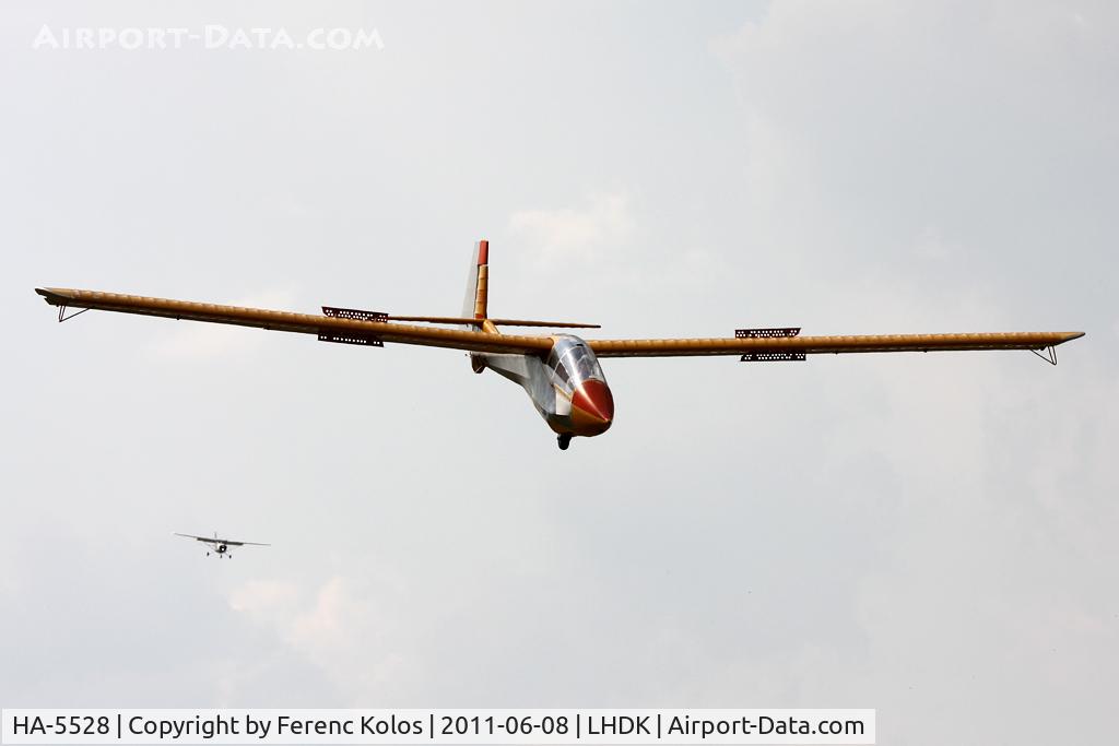 HA-5528, 1985 Rubik R-26SU Góbé 82 C/N AA800044, Dunakeszi