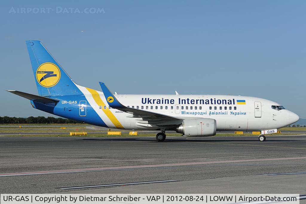 UR-GAS, 1993 Boeing 737-528 C/N 25236, Ukraine International Boeing 737-500