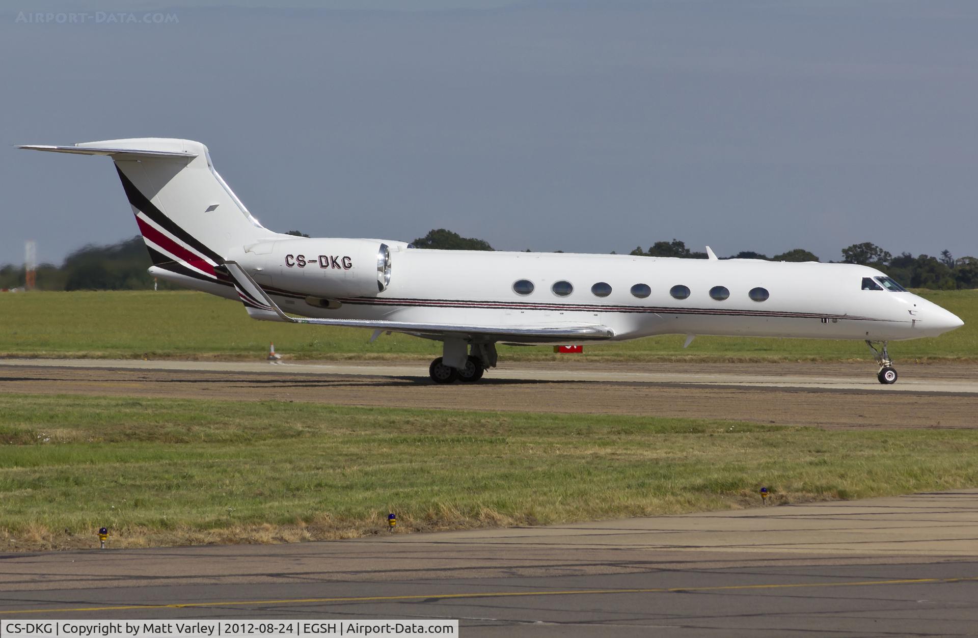 CS-DKG, 2007 Gulfstream Aerospace GV-SP (G550) C/N 5127, Arriving at EGSH.