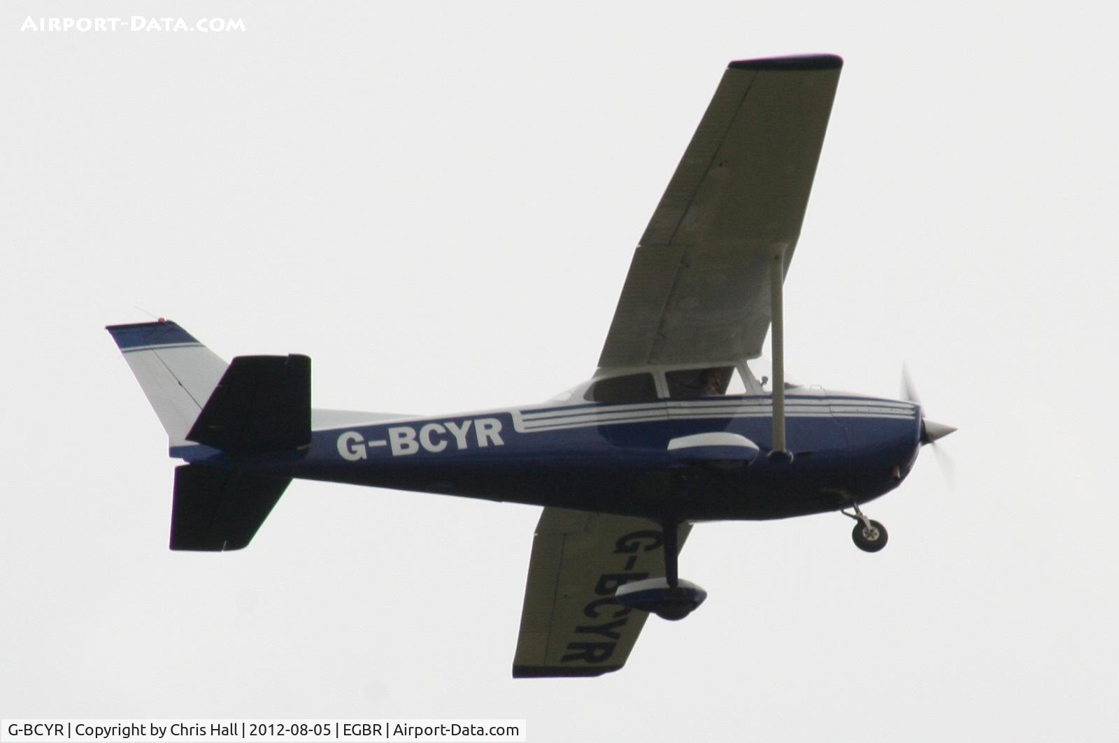 G-BCYR, 1975 Reims F172M Skyhawk Skyhawk C/N 1288, The Real Aeroplane Club's Summer Madness Fly-In, Breighton