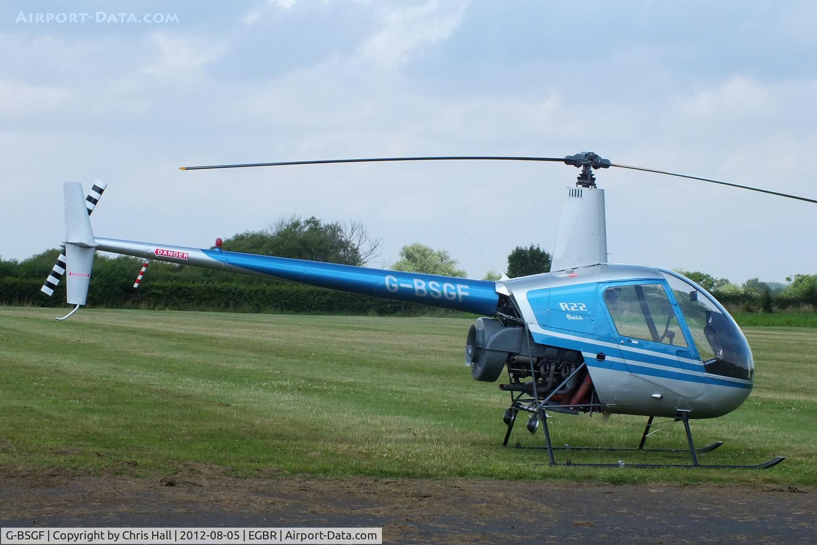 G-BSGF, 1990 Robinson R22 Beta C/N 1383, The Real Aeroplane Club's Summer Madness Fly-In, Breighton
