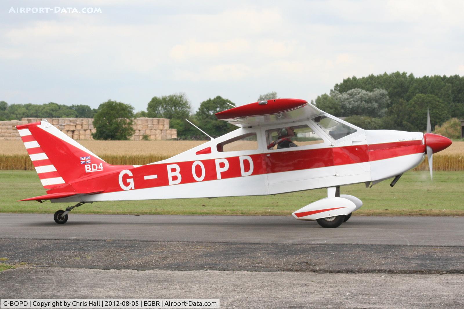 G-BOPD, 1974 Bede BD-4 C/N 632, The Real Aeroplane Club's Summer Madness Fly-In, Breighton