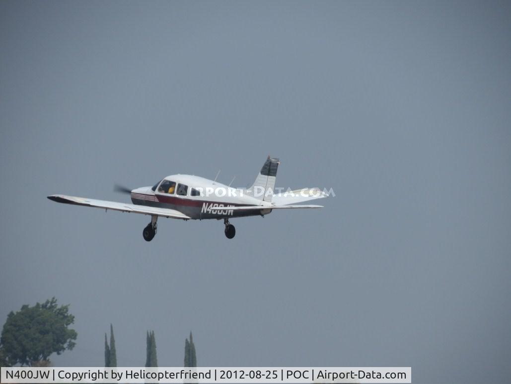 N400JW, 1974 Piper PA-28-180 C/N 28-7405276, Airbourne, westbound and climbing