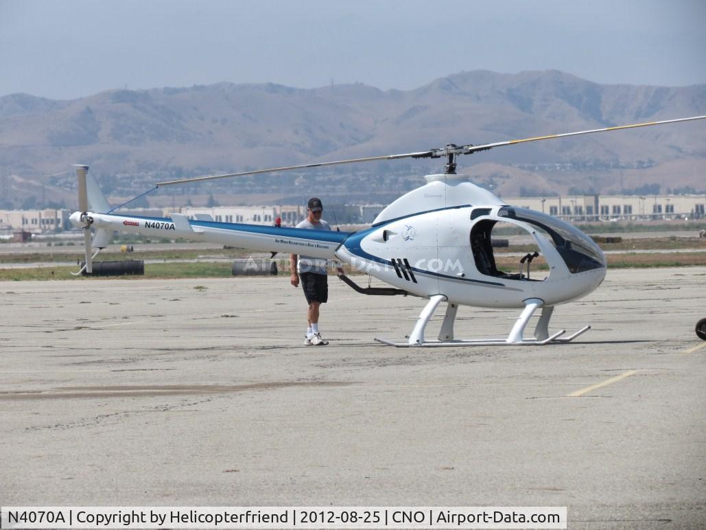 N4070A, 2004 Rotorway Exec 162F C/N 6345DS, Walk around inspection