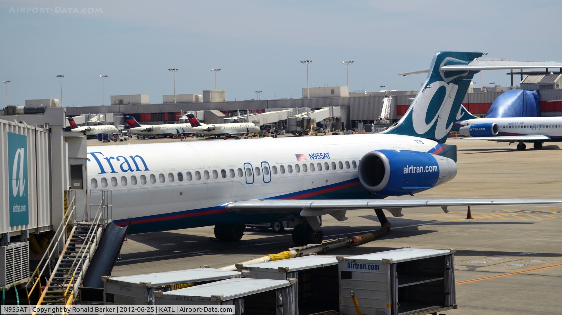 N955AT, 2000 Boeing 717-200 C/N 55017, Atlanta