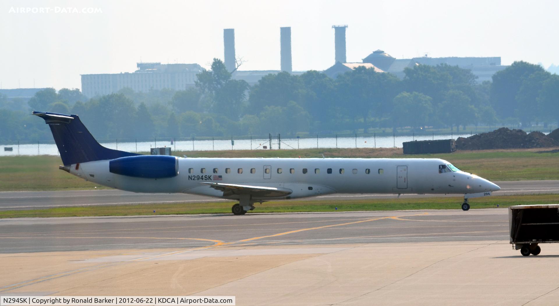 N294SK, 2001 Embraer EMB-145LR C/N 145497, DCA, VA