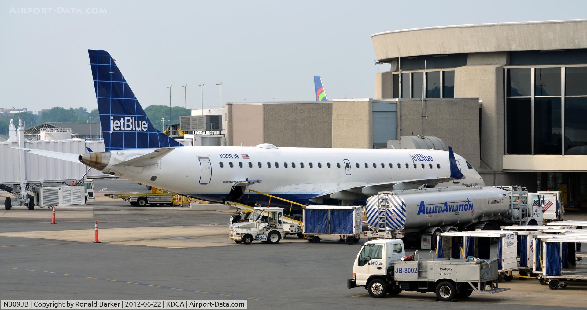 N309JB, Embraer ERJ-190-100 IGW 190AR C/N 19000289, DCA, VA