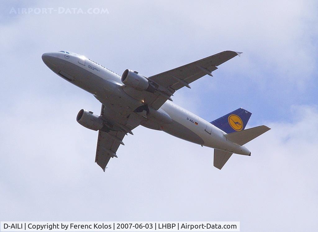 D-AILI, 1997 Airbus A319-114 C/N 651, Ferihegy