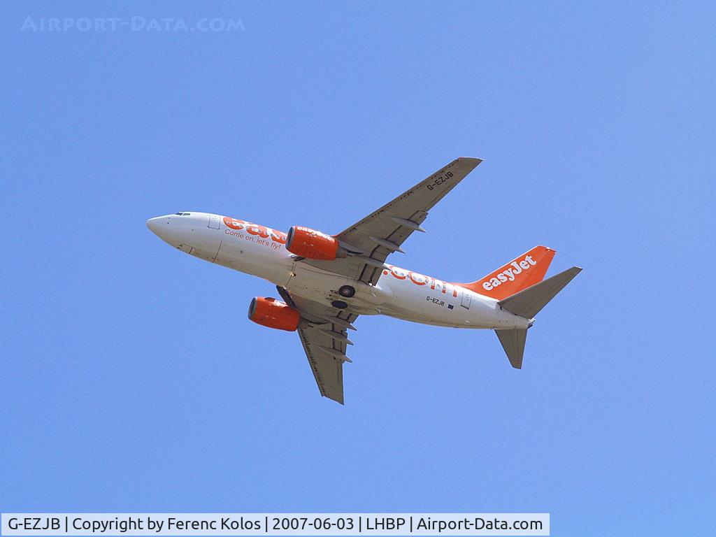 G-EZJB, 2000 Boeing 737-73V C/N 30236, Ferihegy