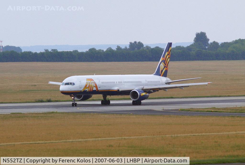 N552TZ, 2001 Boeing 757-33N C/N 32586, Ferihegy