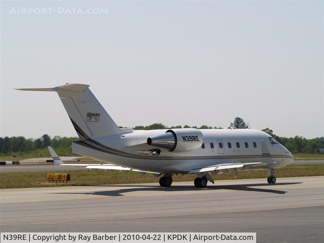 N39RE, 1999 Bombardier Challenger 604 (CL-600-2B16) C/N 5420, Canadair CL.604 Challenger [5420] Atlanta-Dekalb Peachtree~N 22/04/2010.