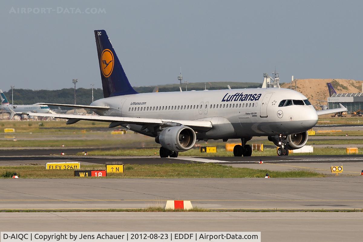 D-AIQC, 1991 Airbus A320-211 C/N 0201, Line up rwy 18