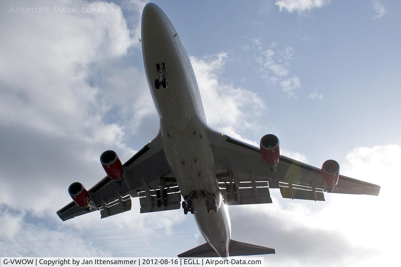 G-VWOW, 2001 Boeing 747-41R C/N 32745, g-vwow @ egll