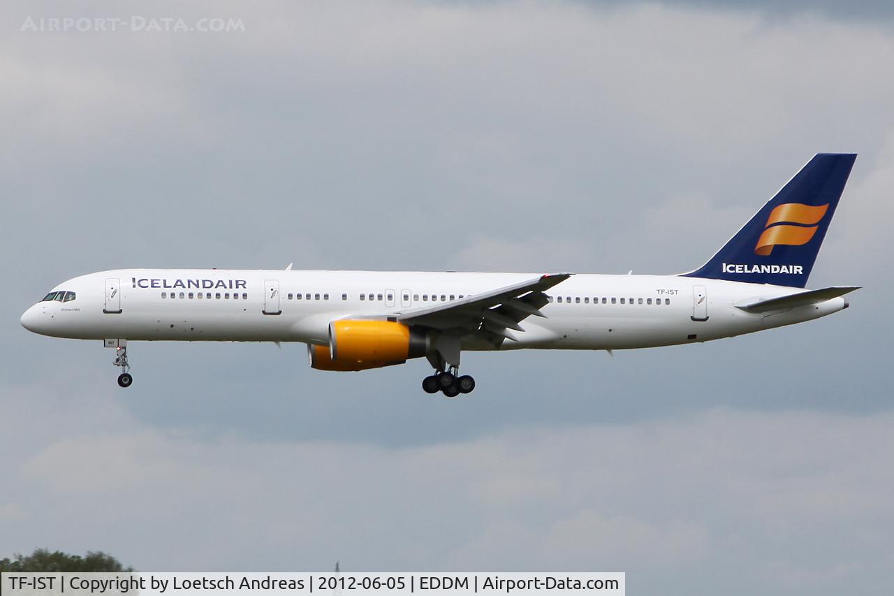 TF-IST, 2000 Boeing 757-256 C/N 29307, Icelandair