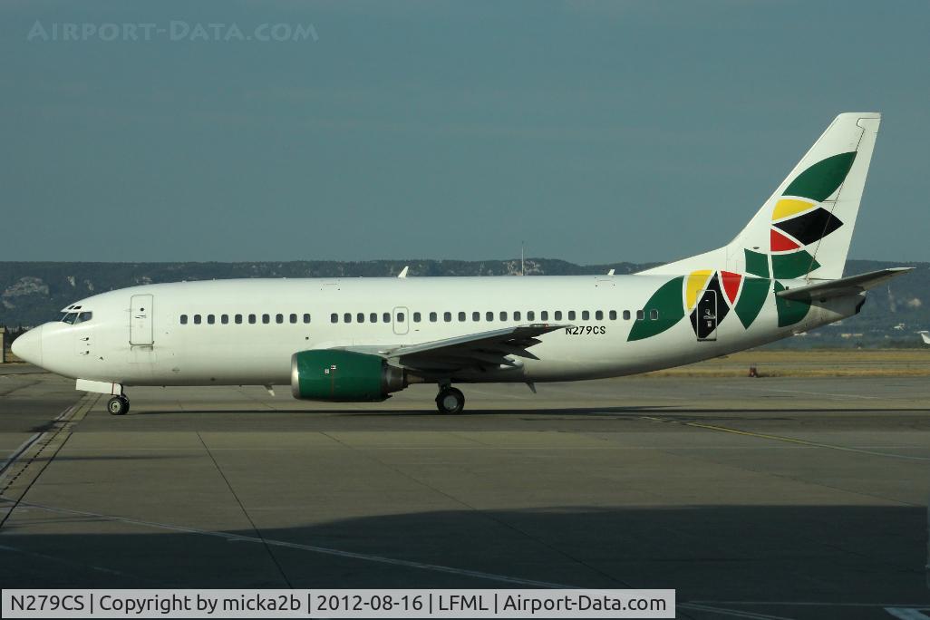 N279CS, 1999 Boeing 737-33V C/N 29337, Taxiing for departure