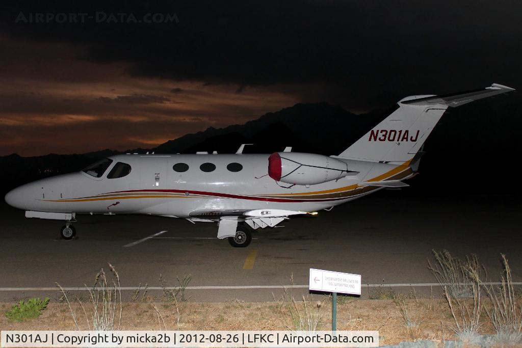 N301AJ, 2009 Cessna 510 Citation Mustang Citation Mustang C/N 510-0233, Parked
